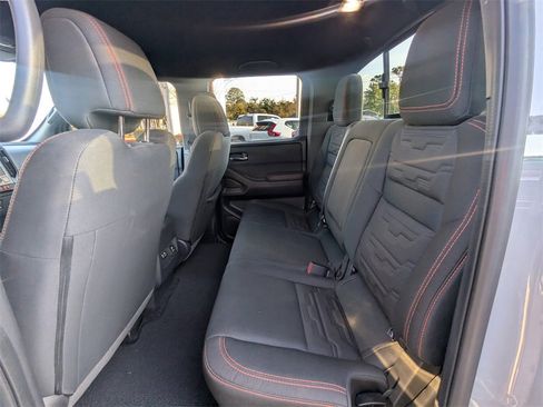 Used 2025 Nissan Frontier Pro-X w/ Pro Convenience Package image 14
