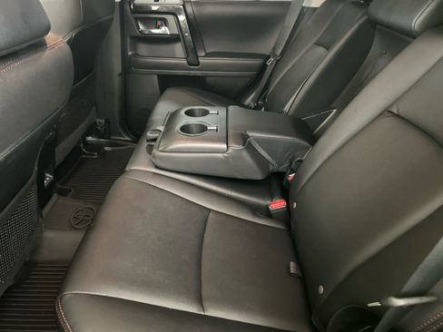 Used 2023 Toyota 4Runner TRD Off-Road Premium w/ Off Road Premium Plus Package AWD/4WD image 5