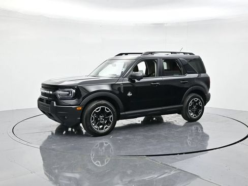 Used 2025 Ford Bronco Sport Outer Banks w/ Outer Banks Tech Package+ AWD/4WD image 5