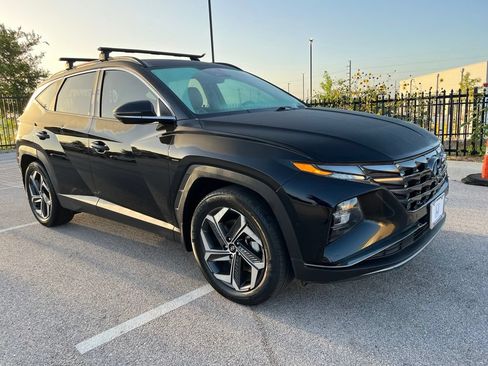 Used 2022 Hyundai Tucson Limited FWD image 3