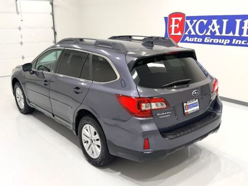 Used 2016 Subaru Outback 2.5i Premium image 4