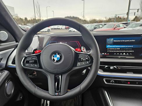 Used 2025 BMW XM image 22