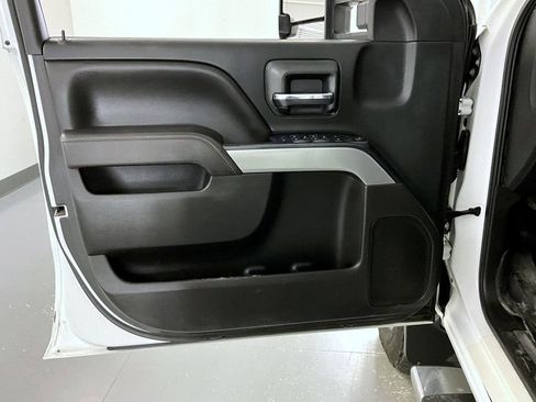 Certified 2016 Chevrolet Silverado 2500 LT w/ LT Convenience Package image 9