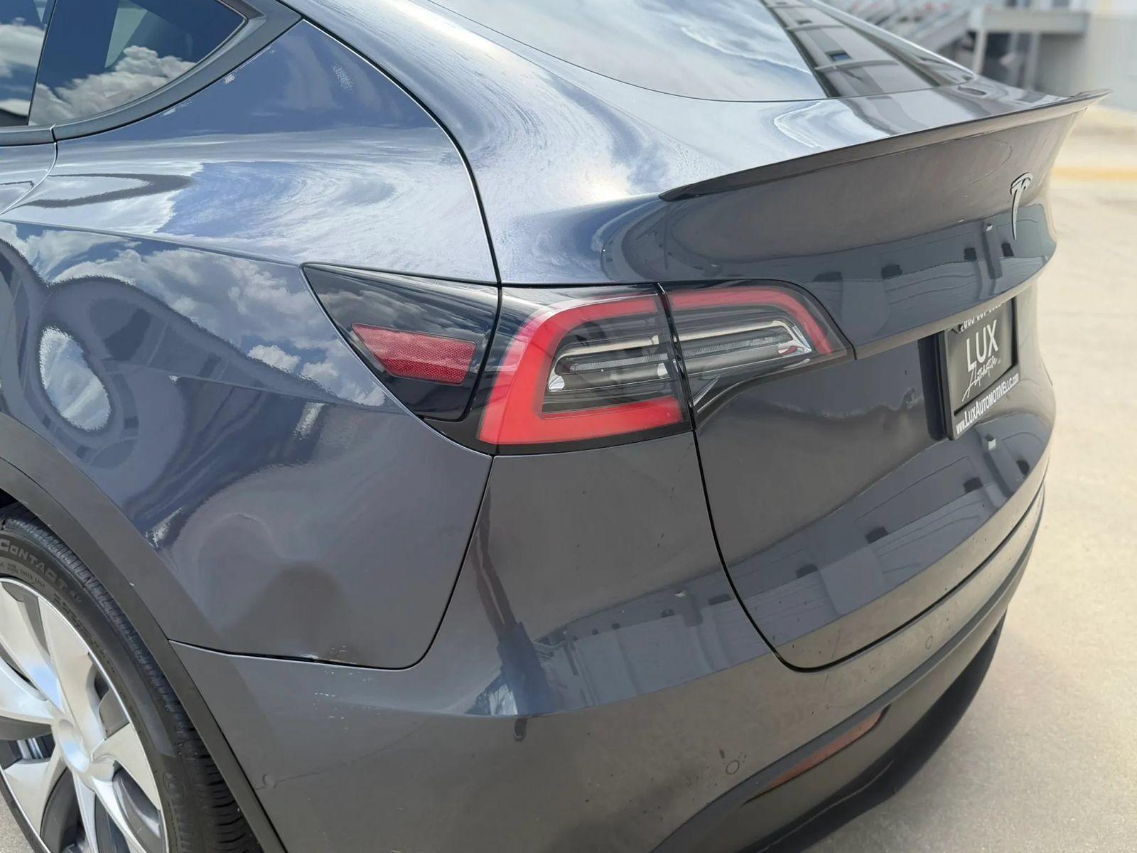 Used 2021 Tesla Model Y 2WD image 11