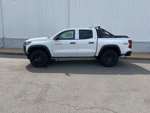 New 2025 Chevrolet Colorado Trail Boss w/ Midnight Edition image 5