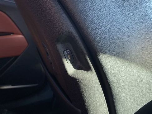 Certified 2023 Kia Sportage SX image 40