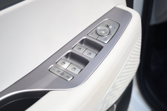 Used 2024 Hyundai Palisade SEL FWD image 14