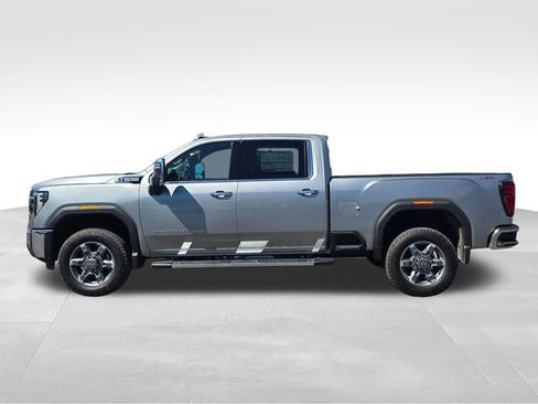 Used 2026 GMC Sierra 3500 SLT w/ SLT Premium Package AWD/4WD image 2