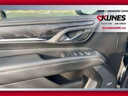 Used 2021 GMC Yukon Denali image 13
