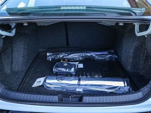 New 2026 Volkswagen Jetta SE image 37