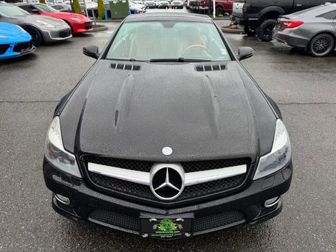 Used 2011 Mercedes-Benz SL 550 image 8