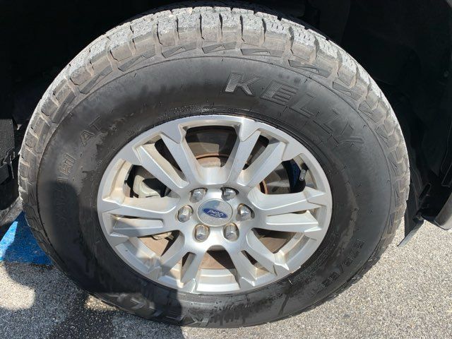 Used 2017 Ford F150 Lariat w/ Trailer Tow Package AWD/4WD image 12