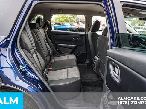 Used 2025 Nissan Rogue SV image 22