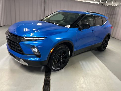 Used 2024 Chevrolet Blazer LT w/ Convenience Package image 3
