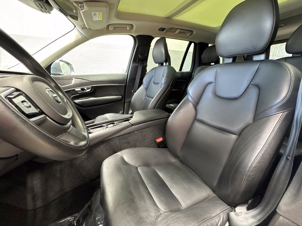 Used 2020 Volvo XC90 T5 Momentum w/ Protection Package Premier AWD/4WD image 22