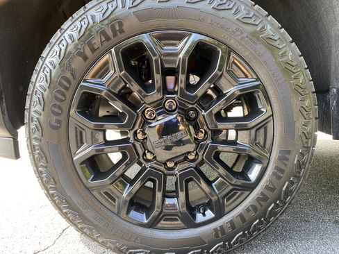 Used 2026 GMC Sierra 2500 Denali Ultimate AWD/4WD image 46