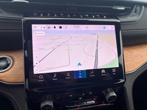 Used 2021 Jeep Grand Cherokee L Summit image 26