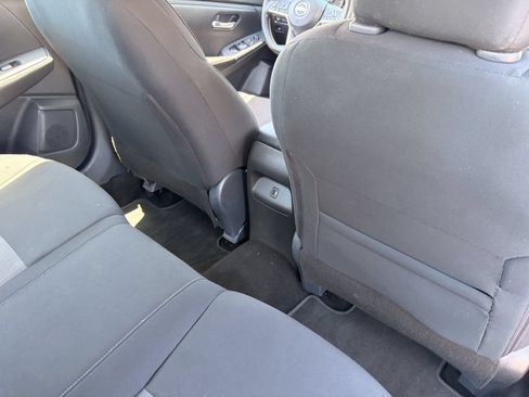 Used 2024 Nissan Sentra SV FWD image 12