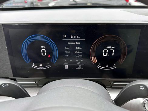 Used 2024 Hyundai Kona SE AWD/4WD image 19