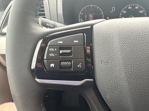Certified 2026 Honda Odyssey Touring image 18