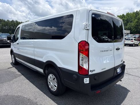 Used 2024 Ford Transit 350 XLT RWD image 5