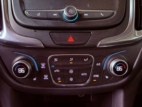 Used 2019 Chevrolet Equinox LT image 33