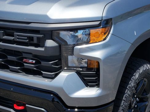 New 2026 Chevrolet Silverado 1500 Custom Trail Boss AWD/4WD image 6