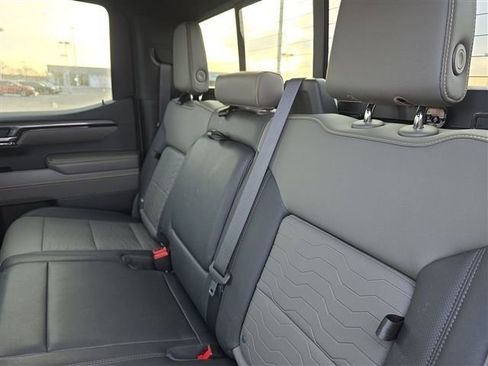 Certified 2022 Chevrolet Silverado 1500 ZR2 w/ Technology Package image 36