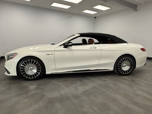 Used 2017 Mercedes-Benz S 63 AMG 4MATIC Cabriolet w/ Driver Assistance Package image 9