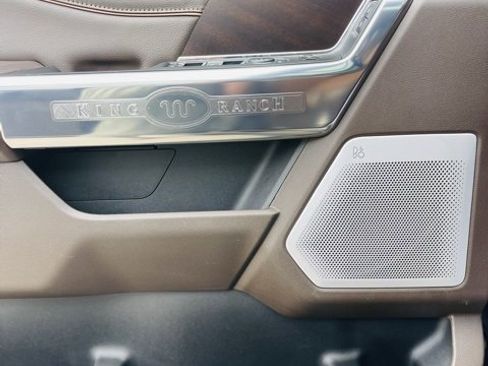 Used 2025 Ford F450 King Ranch w/ FX4 Off-Road Package image 16