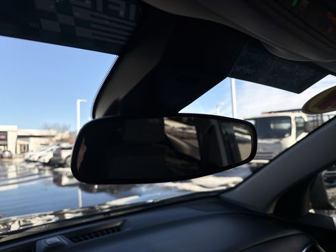 Used 2023 Chevrolet Equinox LT image 26