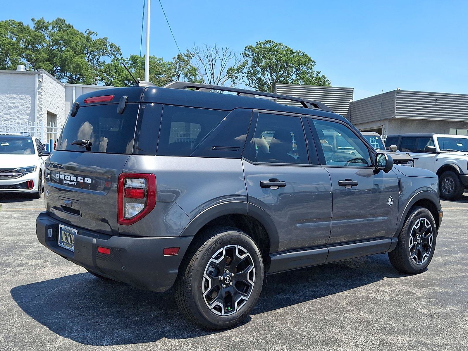 New 2026 Ford Bronco Sport Outer Banks w/ Outer Banks Tech Package+ AWD/4WD image 4