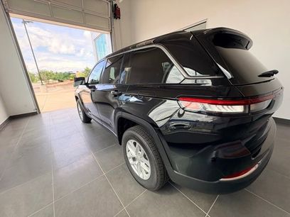 New 2026 Jeep Grand Cherokee Laredo