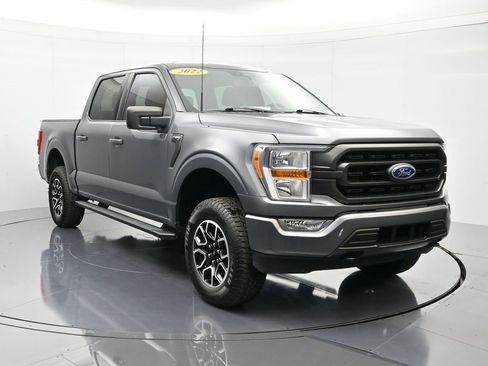 Used 2022 Ford F150 XLT w/ Equipment Group 301A Mid image 3