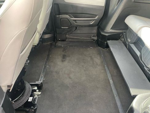 Used 2023 Honda Odyssey EX-L image 34