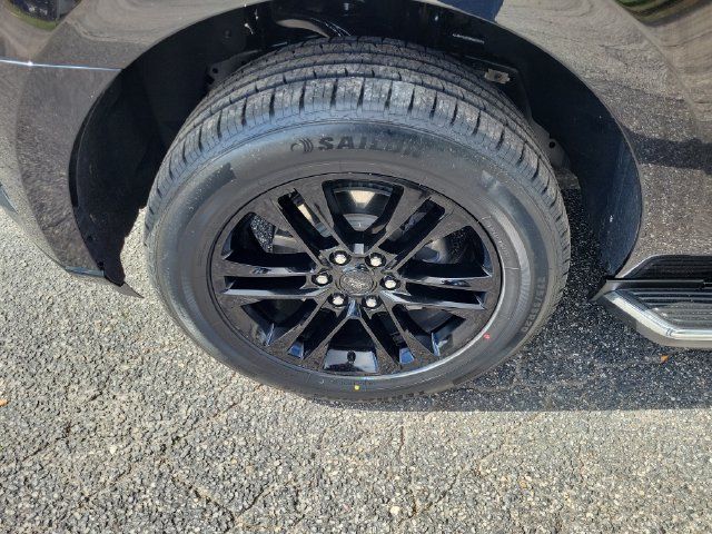 Used 2023 Ford Expedition Max XLT AWD/4WD image 5