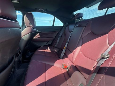 Used 2023 Cadillac CT4 Sport RWD image 15