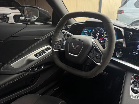 Used 2023 Chevrolet Corvette Stingray Convertible image 43