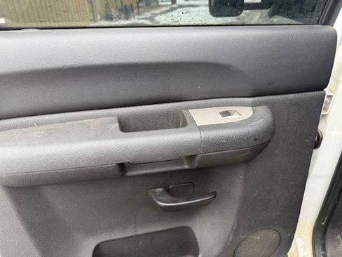 Used 2010 Chevrolet Silverado 1500 LT w/ Power Pack Plus image 15