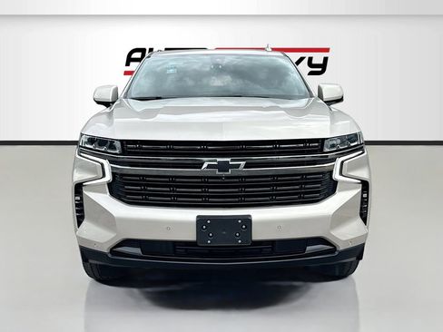 Used 2022 Chevrolet Tahoe RST w/ Luxury Package AWD/4WD image 2