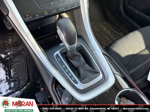 Used 2013 Ford Fusion SE image 16