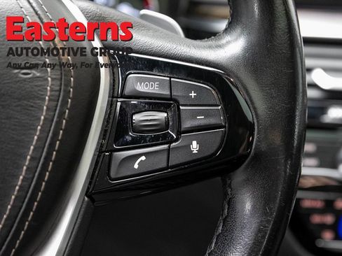 Used 2019 BMW 530i xDrive AWD/4WD image 15