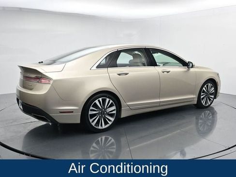 Used 2017 Lincoln MKZ Select w/ Select Plus Package FWD image 11
