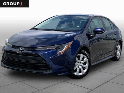 Used 2024 Toyota Corolla LE FWD image 1