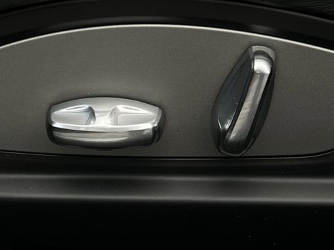 Used 2010 Porsche Panamera 4S image 41