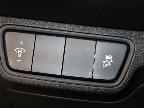 Used 2024 Kia Forte LXS FWD image 28