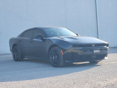 New 2026 Dodge Charger Scat Pack w/ Blacktop Package AWD/4WD image 2