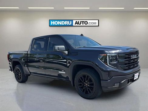 Used 2022 GMC Sierra 1500 Elevation image 2