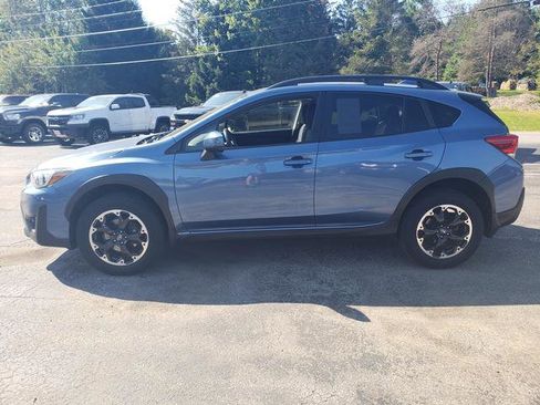 Used 2021 Subaru Crosstrek 2.0i Premium w/ Moonroof Package AWD/4WD image 4