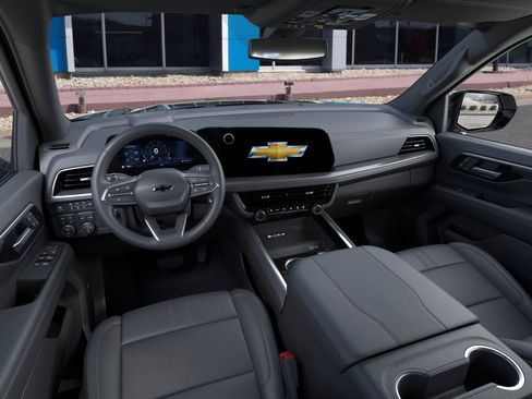 New 2026 Chevrolet Suburban RST w/ Comfort Package AWD/4WD image 15